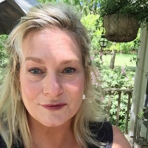 Meet your Posher, Catherine